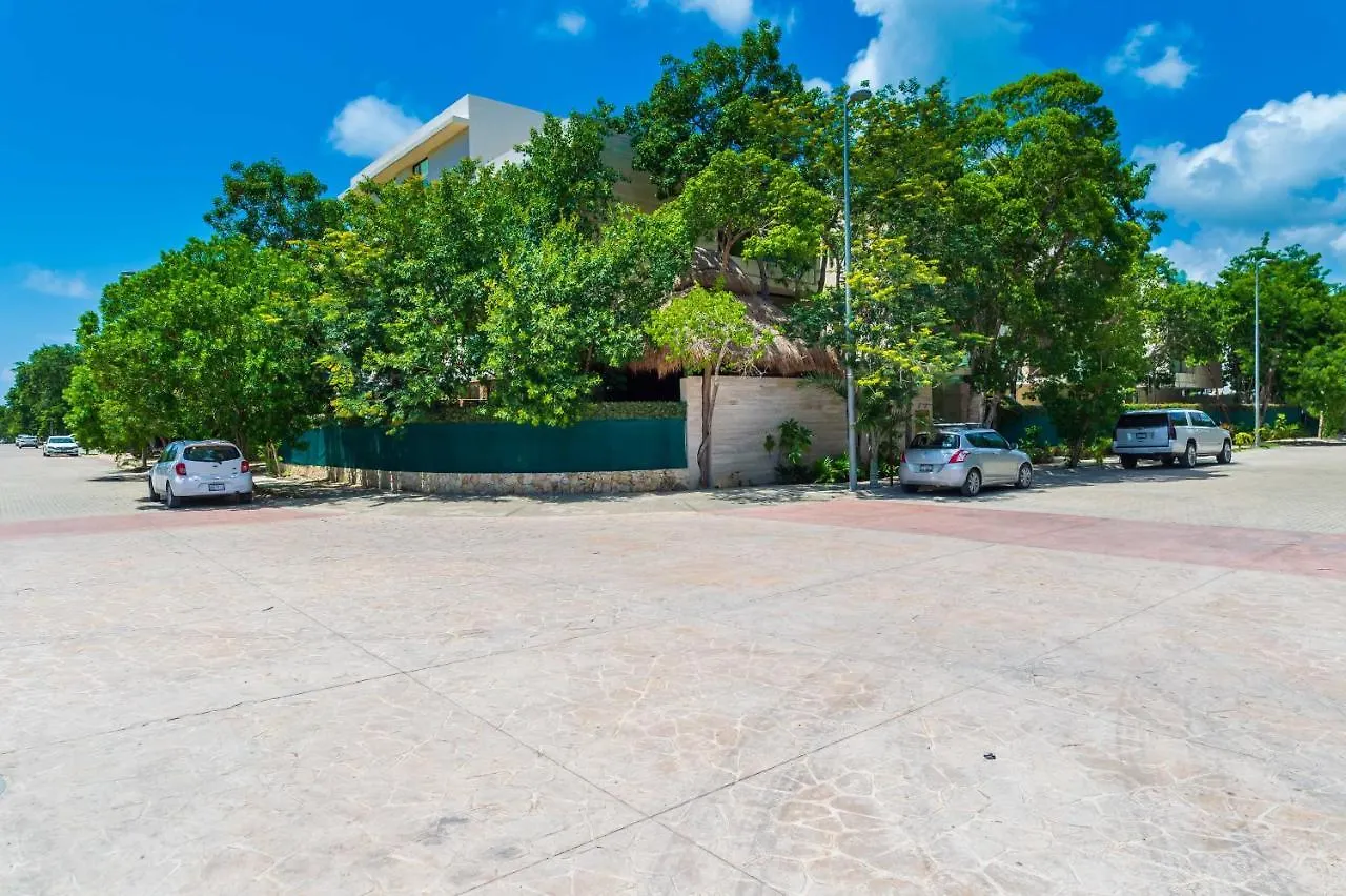 205 Perfect Location 3 Bedrooms Apartment Tulum